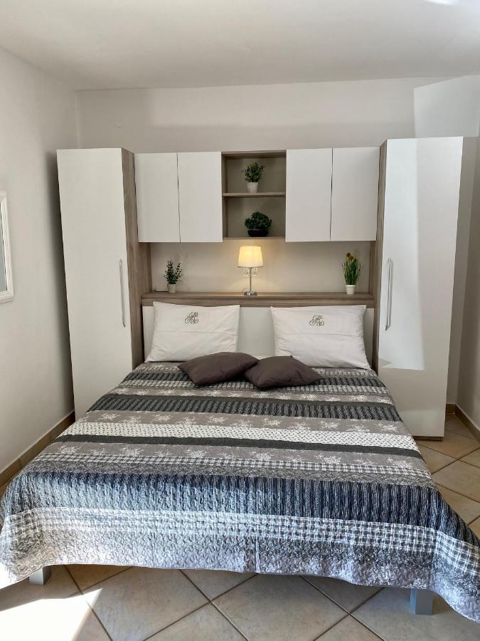 Guest House Renata Plomin Εξωτερικό φωτογραφία